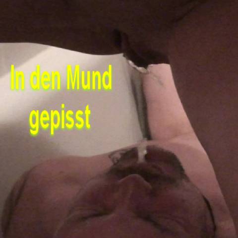 User wish-pissing in the mouth