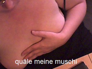 breasts cling