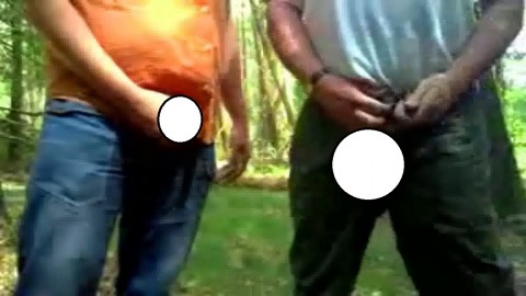 Freundin Taetowierte Wald Handjob